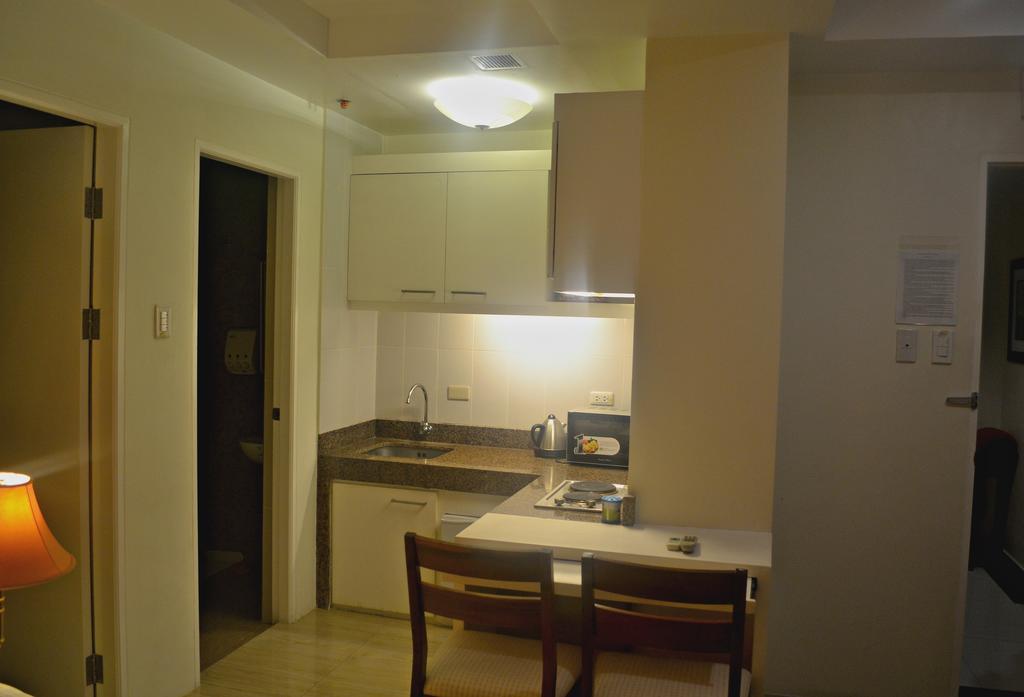 Avalu Residences Makati City Zewnętrze zdjęcie